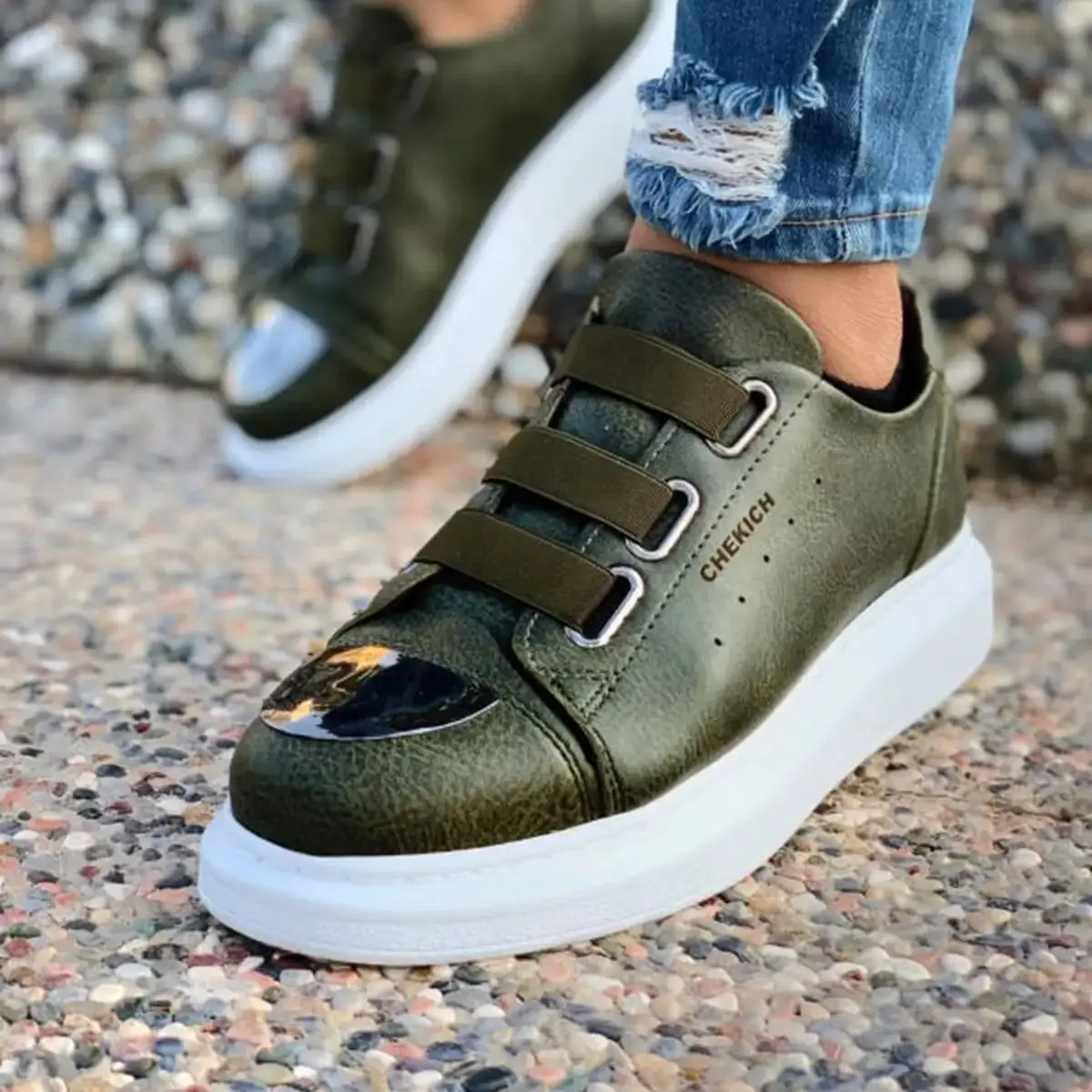 

CHEKICH Original Brand Khaki Color 2024 men's sneakers for Summer with Elastic band Mirror Decorated quality leather Shoes CH251