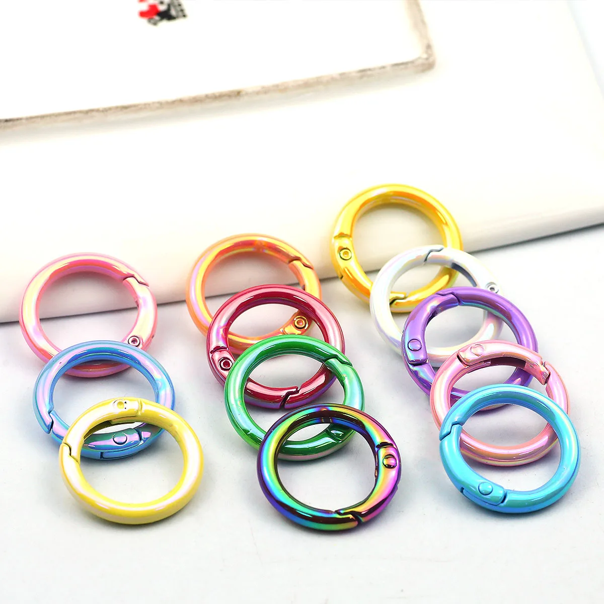 25mm Mischfarbe Runde Ring AB Bunte Bunte Feder Clip Schlüsselbund Für Schmuck Machen Kette Schlüsselbund DIY Zubehör 3-20 stücke