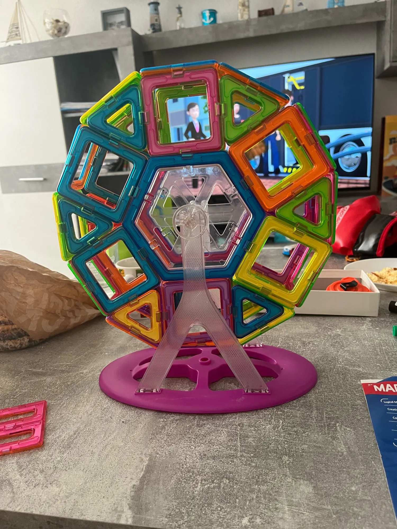 168 Magnet Bausteine - Konstruktionsspielzeug Set für kreative Designs photo review