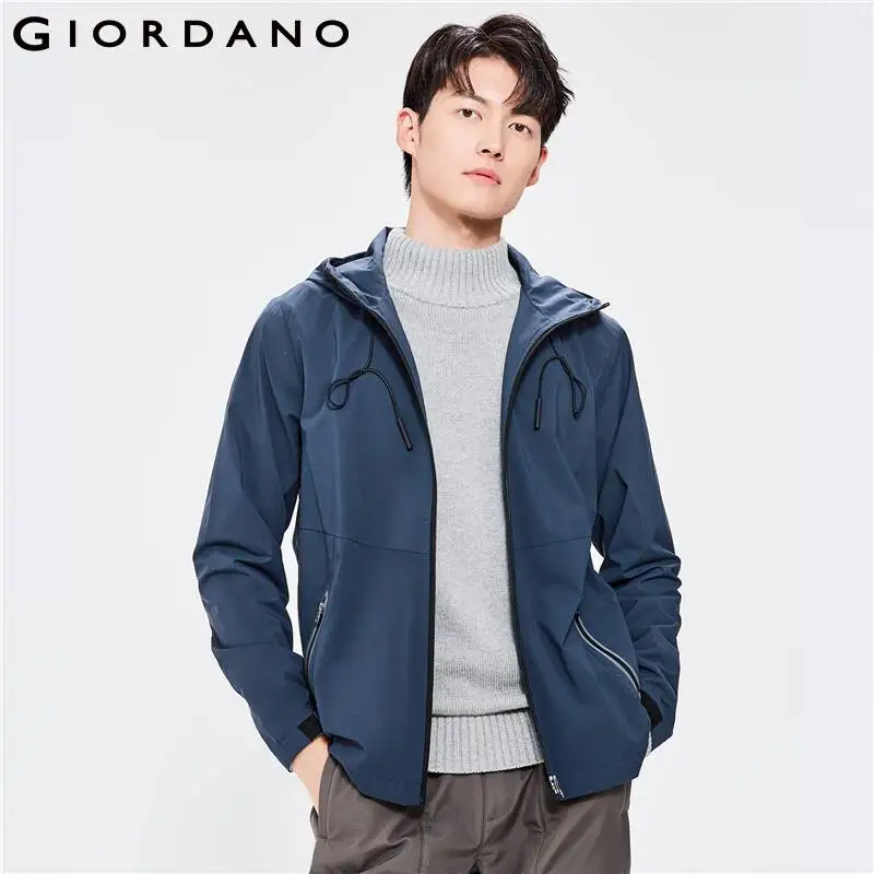 Giordano Men Jackets Dupont Sorona Slight Stretch Hooded Windbreaker Heat Seal Zipper Pockets Casual Hoooded Jackets 01072082