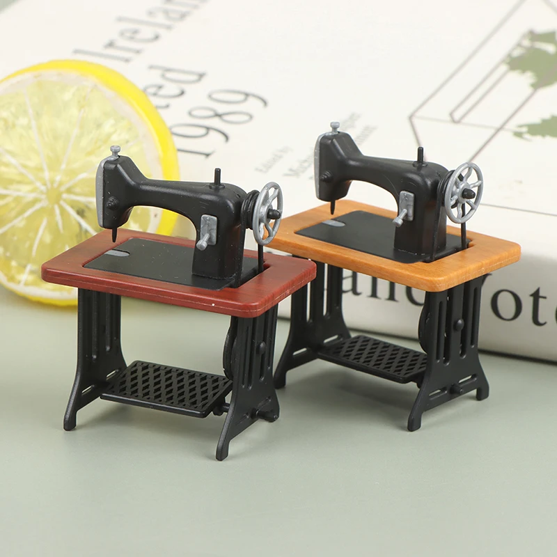 Dollhouse Decor Miniature Furniture Wooden Sewing Machine with Thread Scissors Accessories for Dolls House Kids Toys for Girls 3