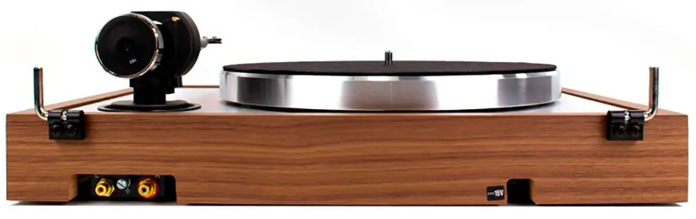 Pro-Ject Classic Evo Turntable