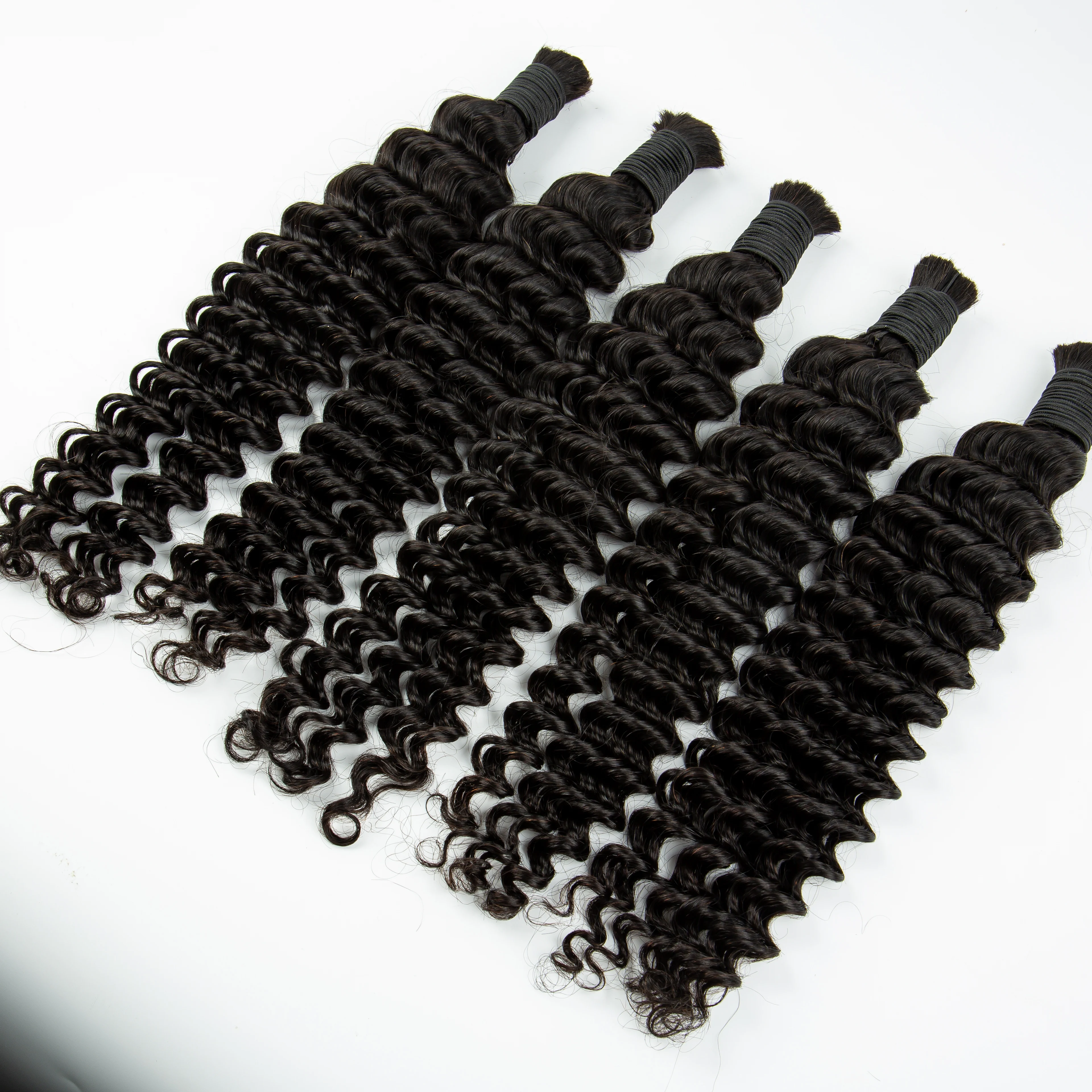 Рисунок 5 - 100% натуральные вьющиеся волосы для плетения кос