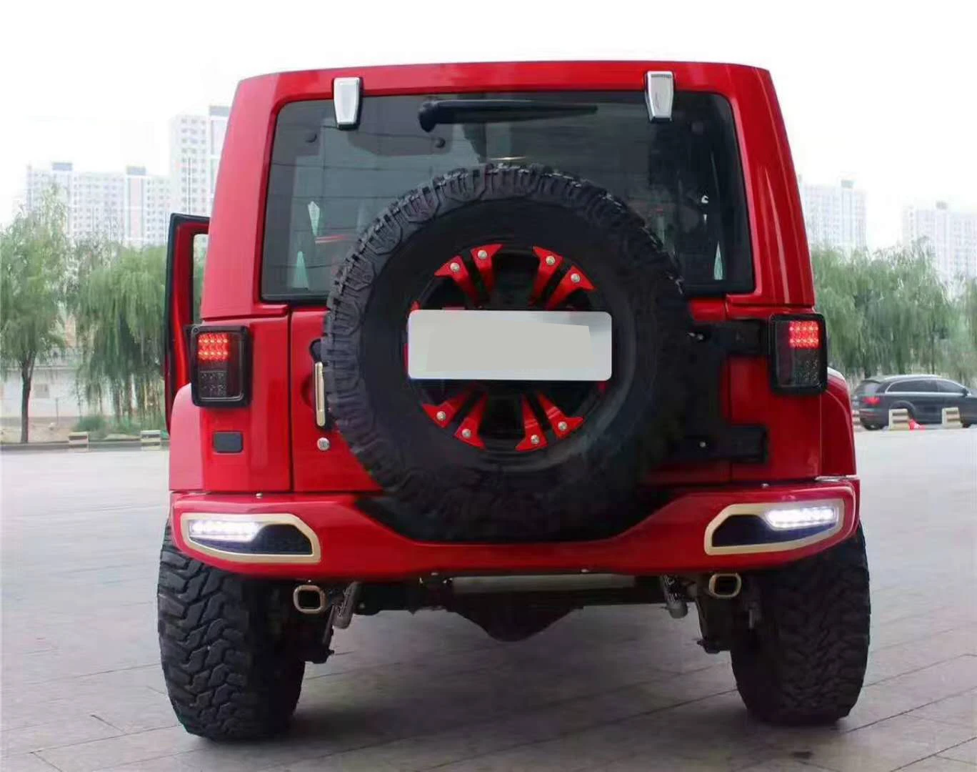 SXMARearBumperGapPlateToBlockGapCoverwithLightBulbSteel