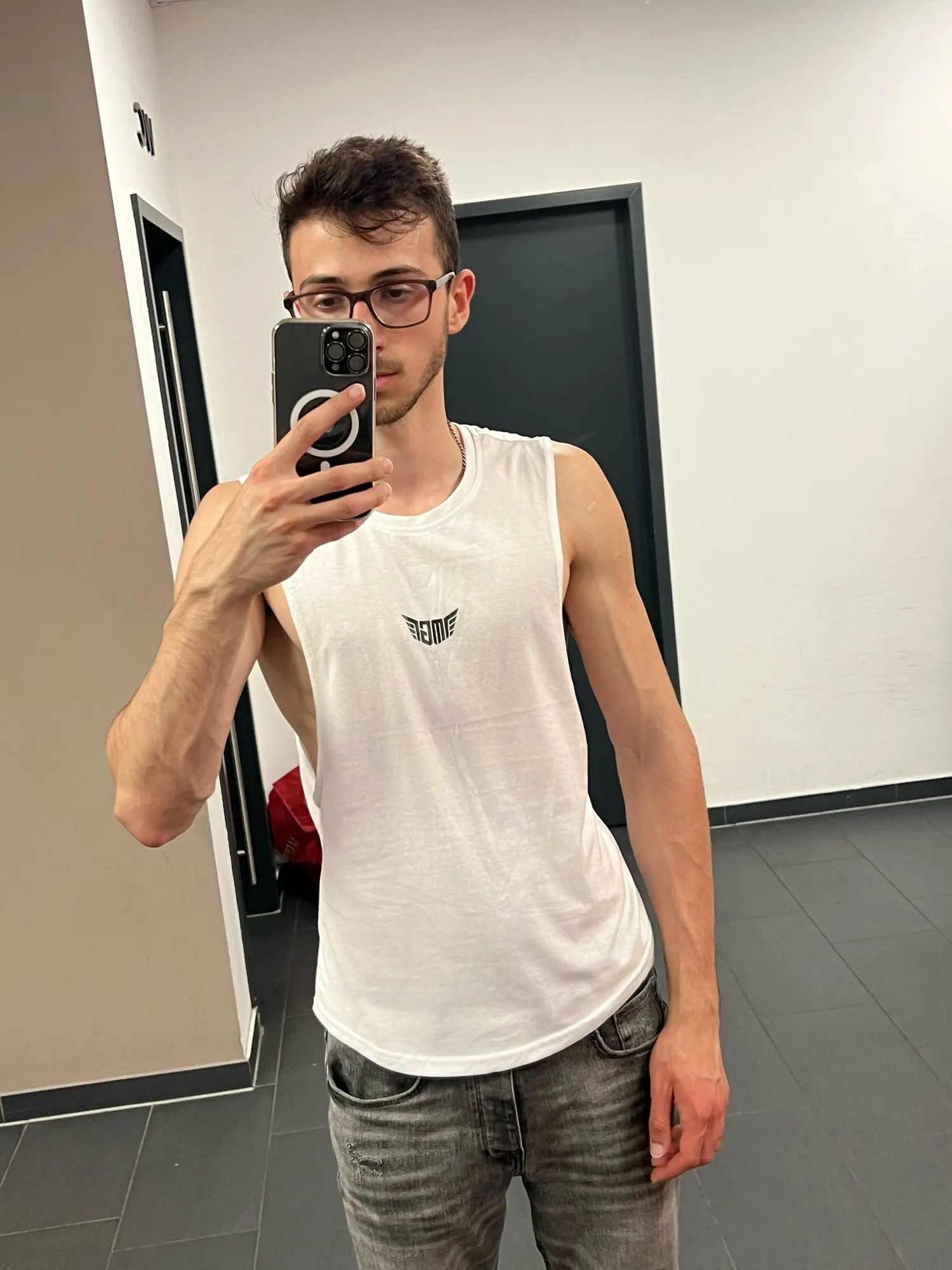 Bodybuilding Tank Tops Men Sports Sleeveless shirt Muscle guys Vest Fitness Drop Armhole Solid Tops Tees Cotton Gym Singlets photo review