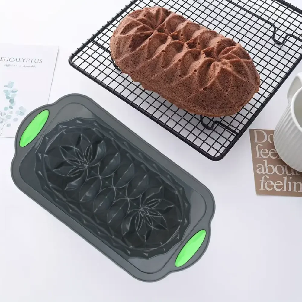 Silicone toaster tray, non-stick kitchen oven bread tray, suitable for banana bread, sandwiches, pound cakes and meat patties 3