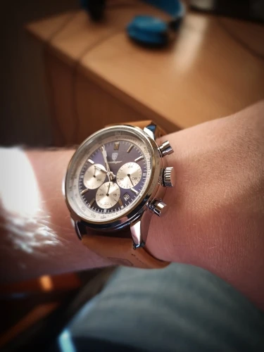 POEDAGAR Luxury Man Watch Waterproof Chronograph Luminous Quartz Leather Sports Watch photo review