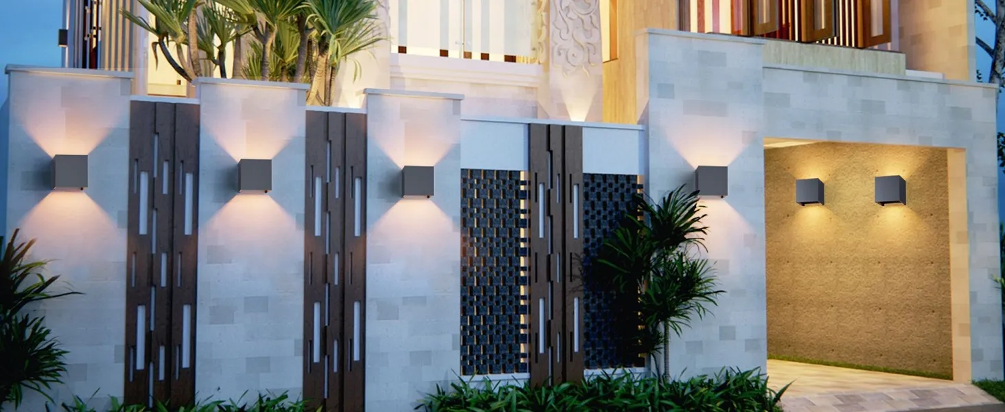 Lampe extérieure noire design