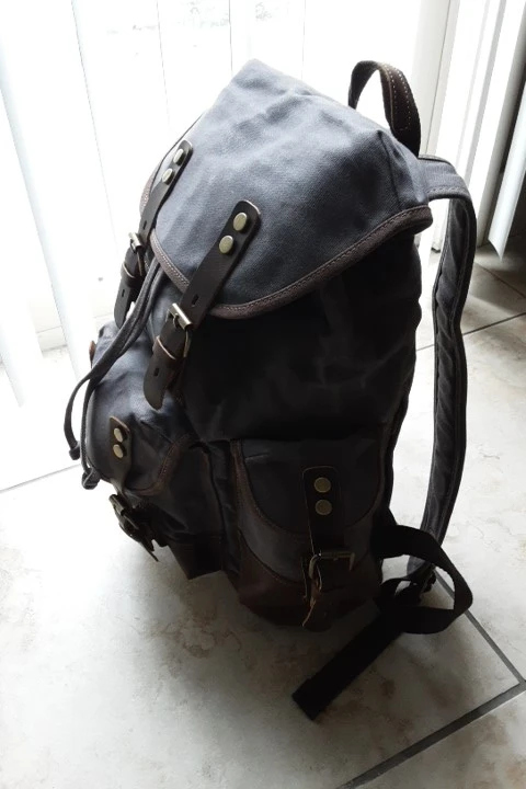 Canvas-Rucksack im Militär-Look photo review