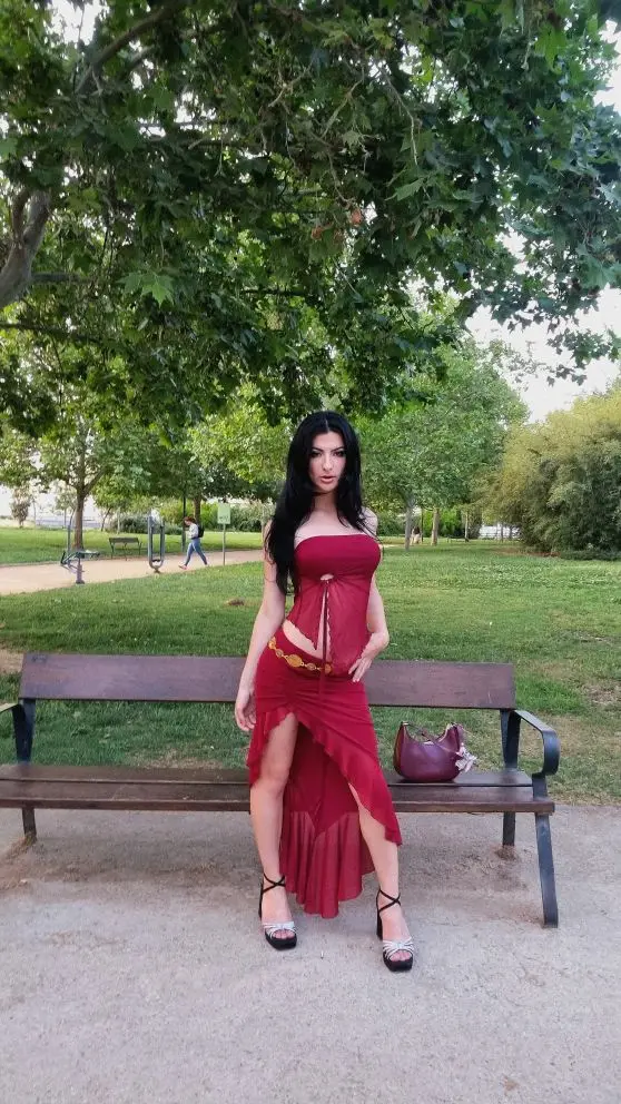 Luxe Black Bandeau Crop Top - Soft Stretch Polyester Vest photo review