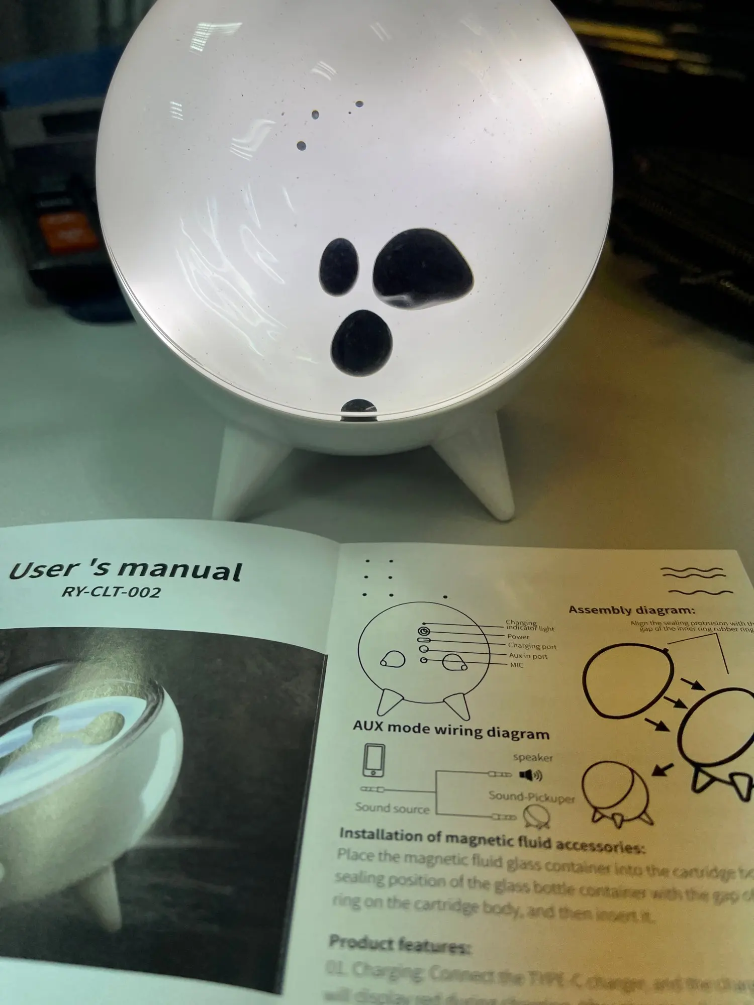 Frekvens-Magnetic Fluid Pickup, Venom Music Rhythm Light, Visualized Desktop, Trendy Ornament, Dance Liquid with Music, Gift Toy photo review