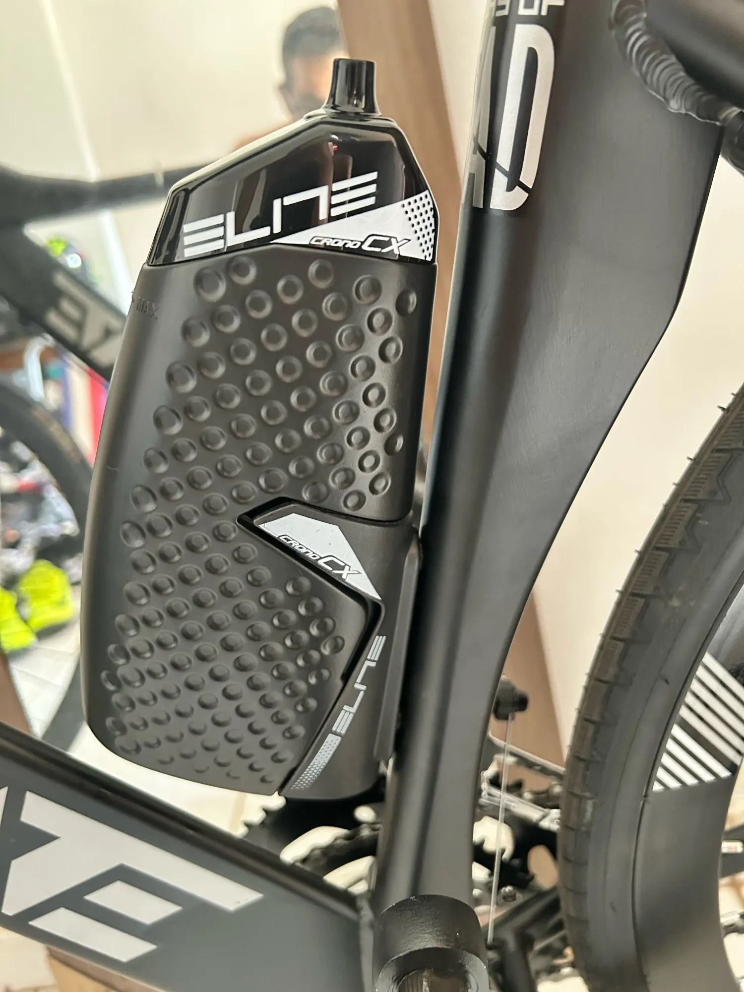 Bicycle Water Bottle Push-Pull Valve Ultra-Light Hydration 550/750ml photo review