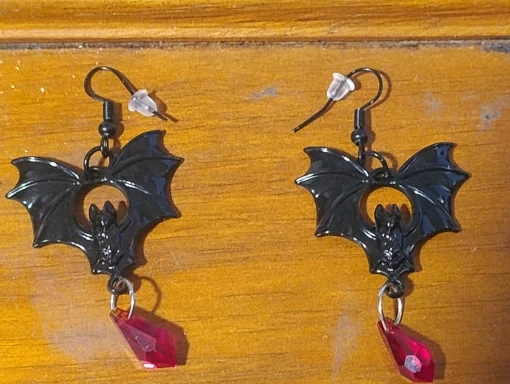 2024 Gothic Vampire Bat Earrings β Vintage Red Crystal Bat Pendant Ear Hooks for Women & Men, Witch Fashion Jewelry Accessories