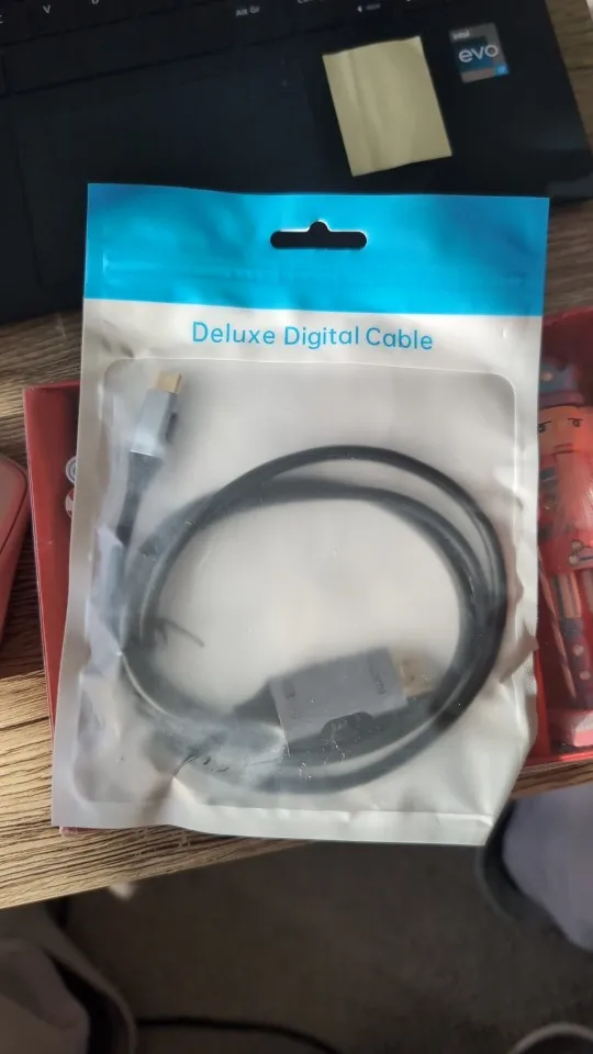 Type C to HDMI Adapter 4K 60Hz USB C to HDMI Cable photo review