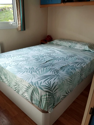 Juego de sábanas ligero, suave, fresco. Azul, Rosa, Gris, Verde. Juego de Cama 100% Microfibra tacto Satén. Cama de 150, 135, 90 y 105. Primavera, Verano. Dormitorio Elegante, Alegre, Colorido,Luz photo review