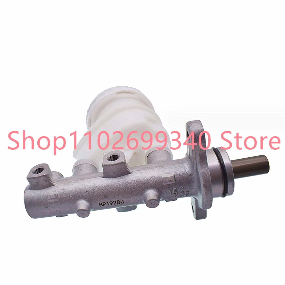 MN102882 Car Brake Master Cylinder For Mitsubishi L200 Triton 2005-2015 Pajero Montero Shogun Sport Challenger 2008-2015