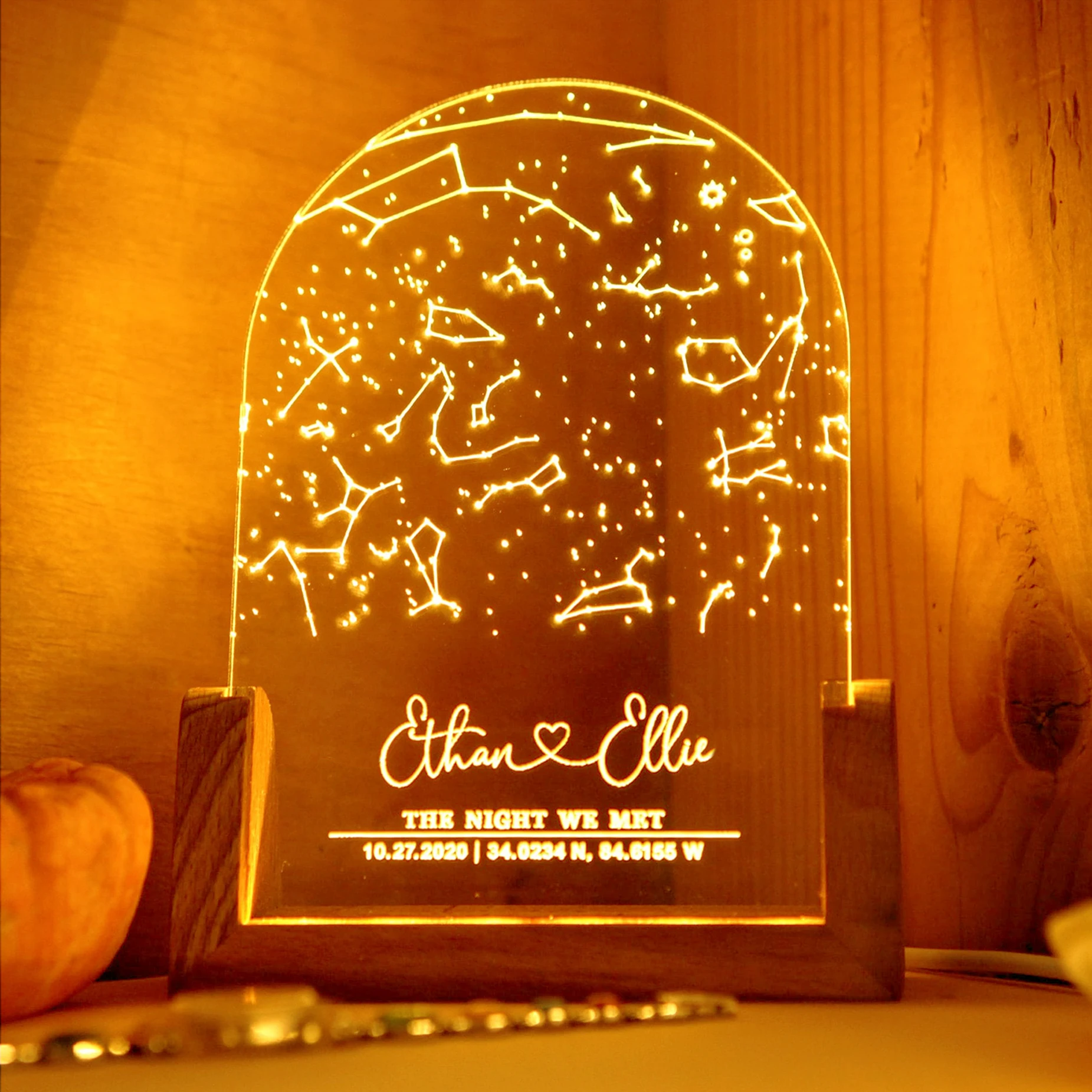 Luce per albero di Natale personalizzata, lampada di cristallo, luce notturna per albero genealogico, luce notturna di Natale con nomi incisi, regalo di Natale per la decorazione della casa per lei