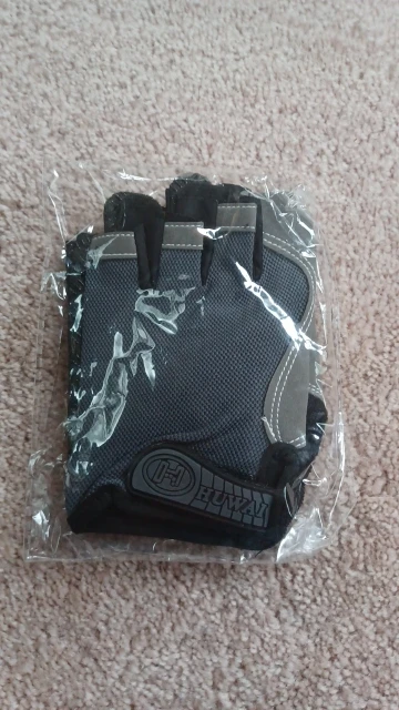 Cycling & Gym Gloves Half-Finger Breathable Anti-Slip Comfort Mitts photo review