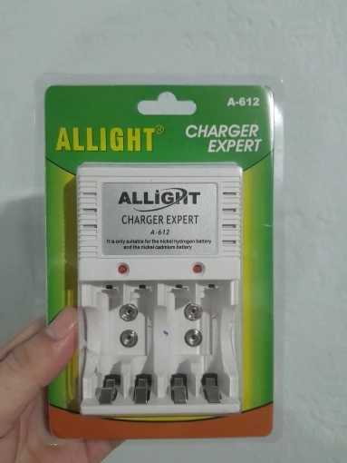 Kit Carregador De Pilhas E Pilhas Recarregáveis AA AAA - Neverdie Store photo review