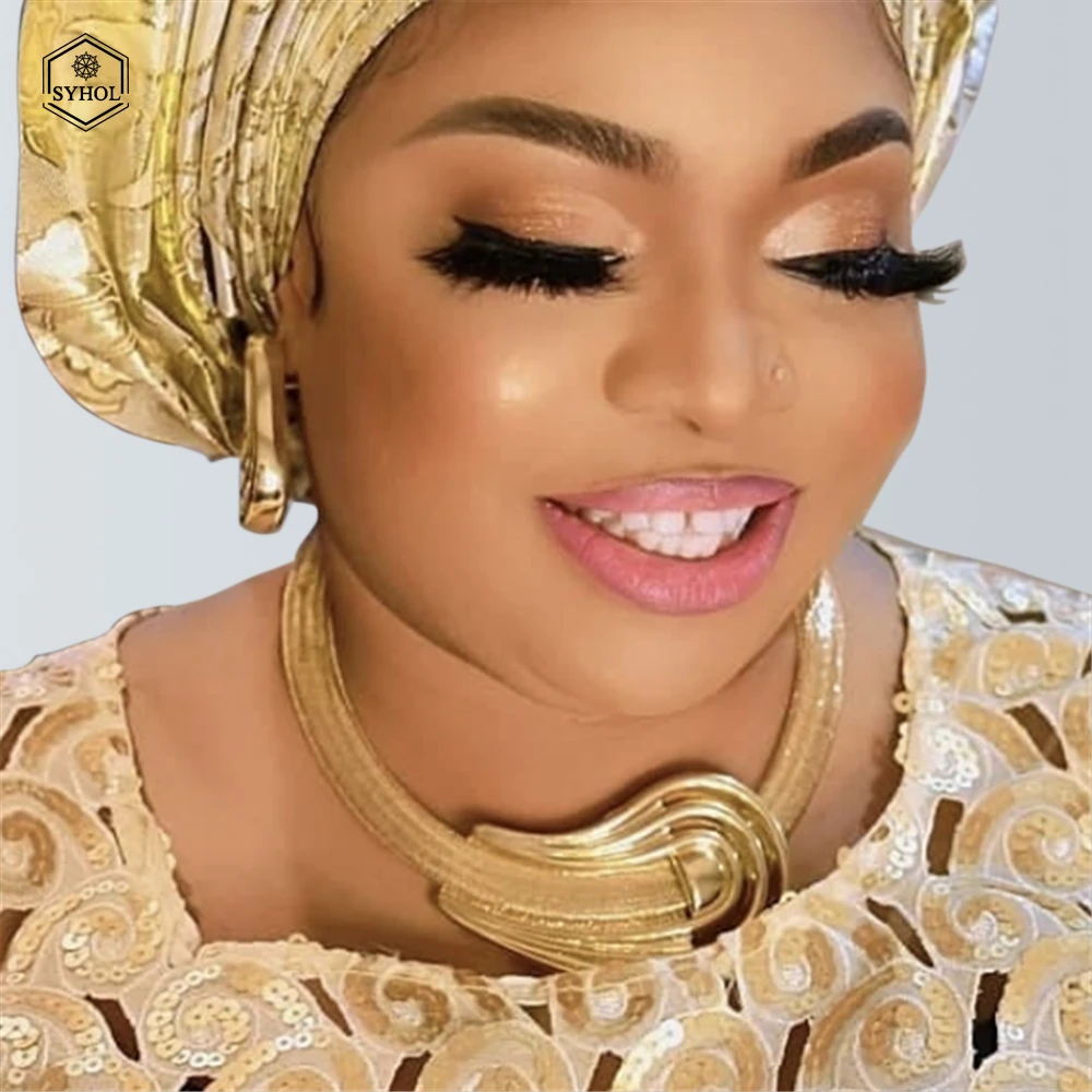 WomanNecklaceJewelrySetItalianGoldPlatedDelicatePendantBanquet