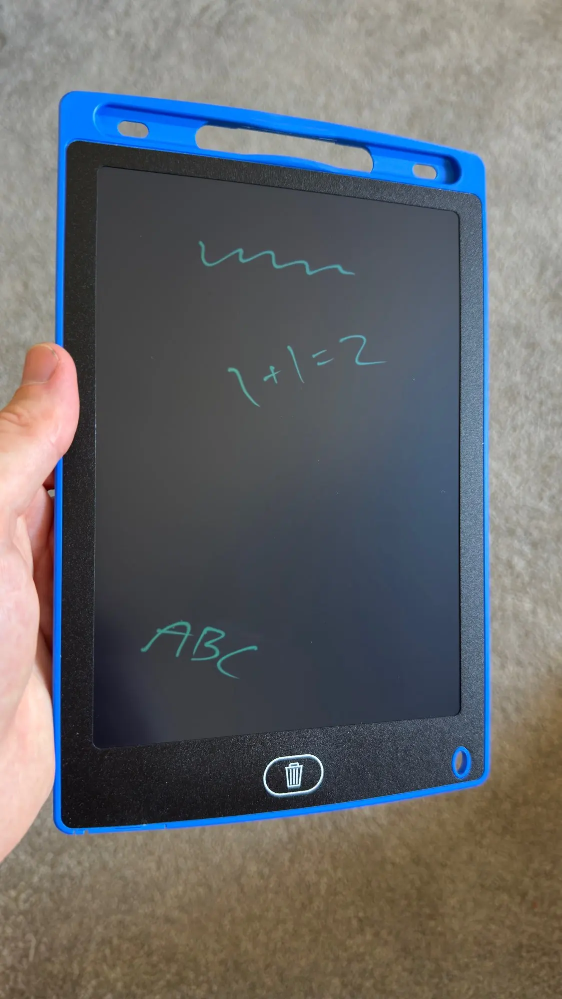 Tablette d’écriture LCD pour enfants – Ardoise magique effaçable, planche à dessin, jouet éducatif garçon/fille photo review