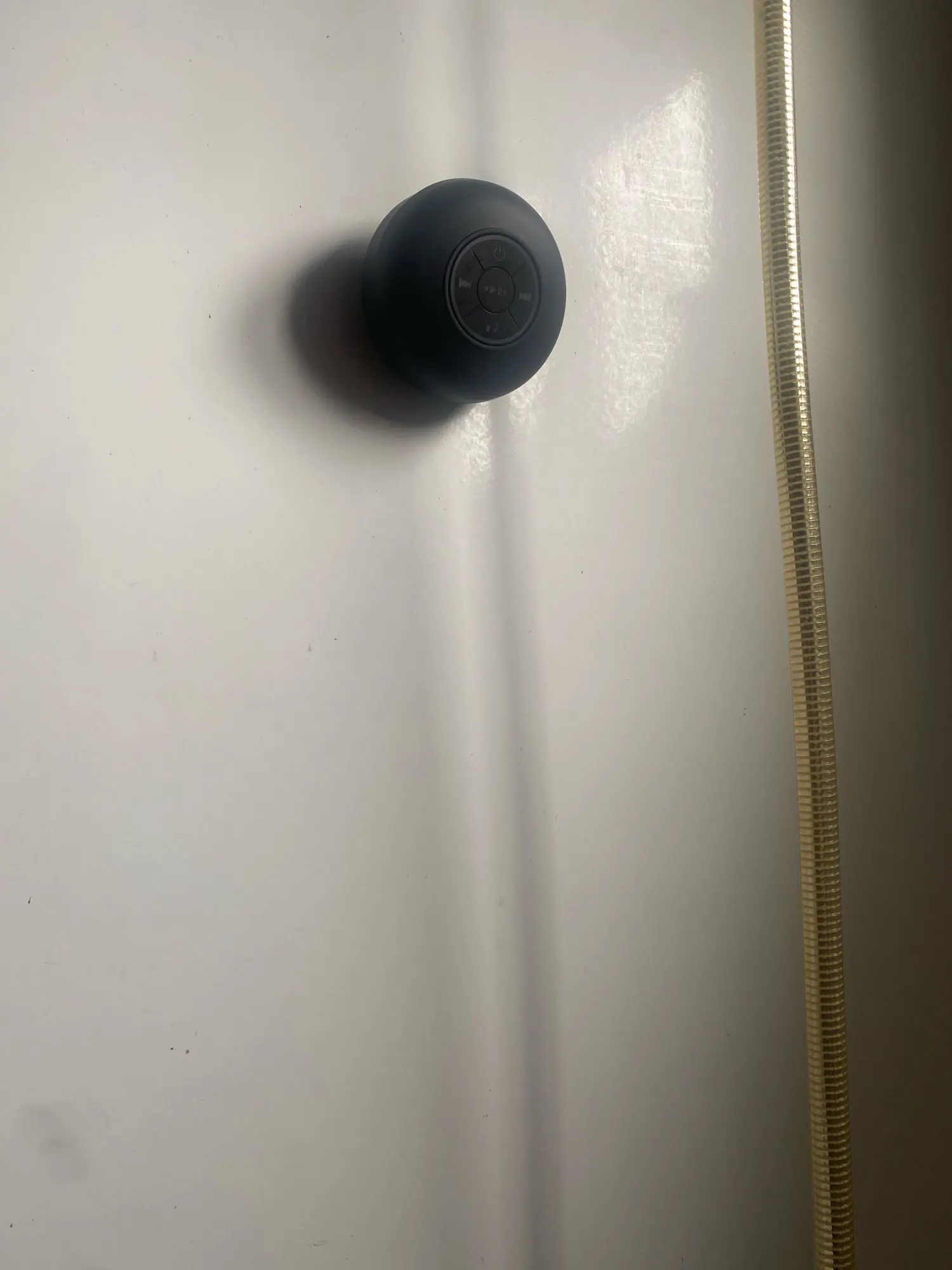 Portable Wireless Bluetooth Speaker LED IPX4 Waterproof Loudspeaker Outdoor Bathroom Large Suction Cup Mini Stereo Sound Box photo review