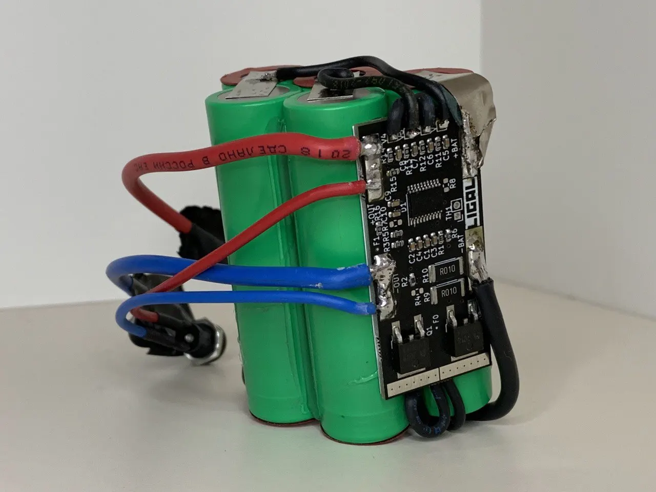 Pcb bms 3s 40а. 4s2p 18650. литий ионный сборка. литий-ионный аккумулятор 18650. 2 вольта 18650 для шуруповерта купить.