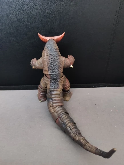 Bandai S.H.Figuarts SHF 16cm Gomora Ultraman Ancient Monsters