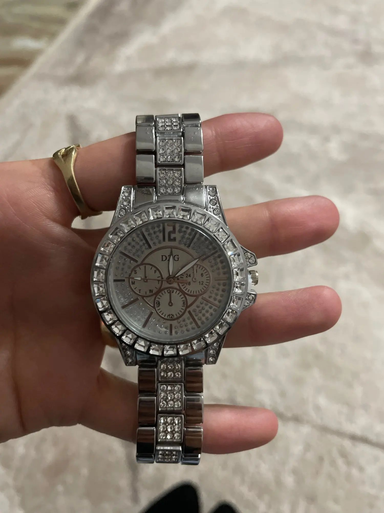 crystal and diamond watches for women,luxury brand,casual photo review