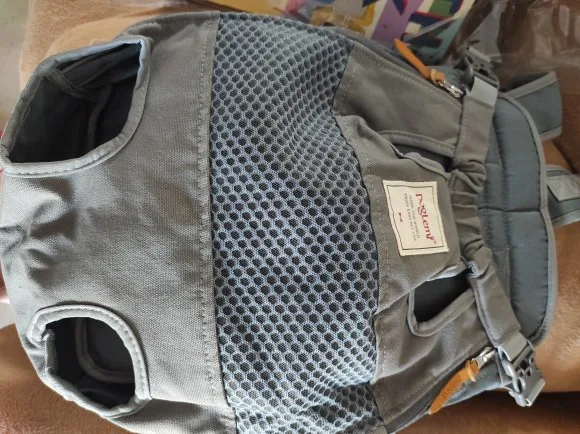 Dog Carrier Bag - Comfortable 4-legged Design photo review
