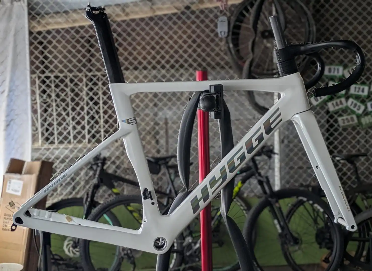 HYGGE Aerodynamic EPS molded carbon frame MODEL S CARBON FRAME