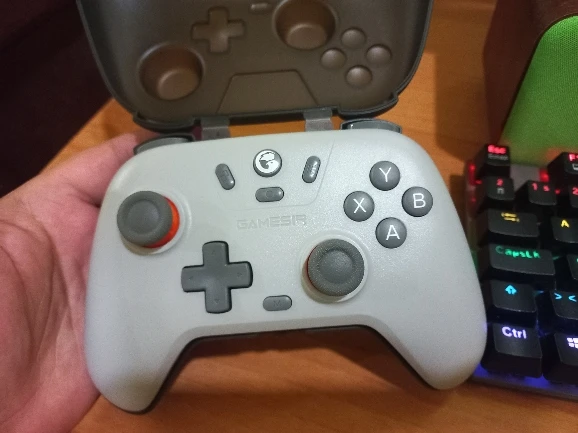 GameSir T4 Nova Lite Controlador de juego inalámbrico Gamepad para Switch, Android, IOS, PC y Steam Games Hall Effect Stick photo review
