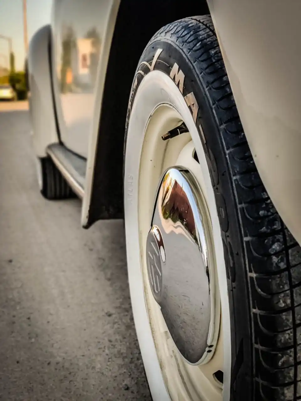 ATLAS 4x13" WHITE WALL TYRE TRIMS WHITEWALL