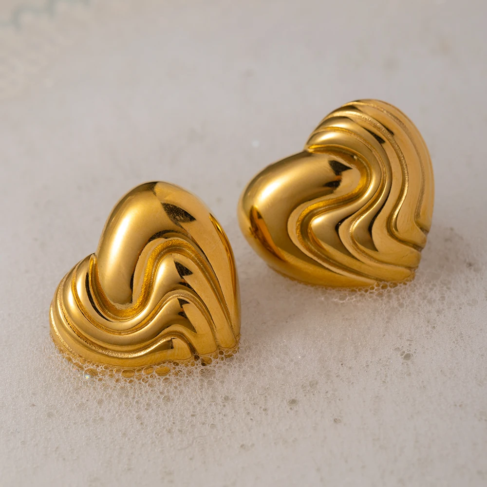 Youthway New Pattern Stainless Steel Textured Romantic Heart