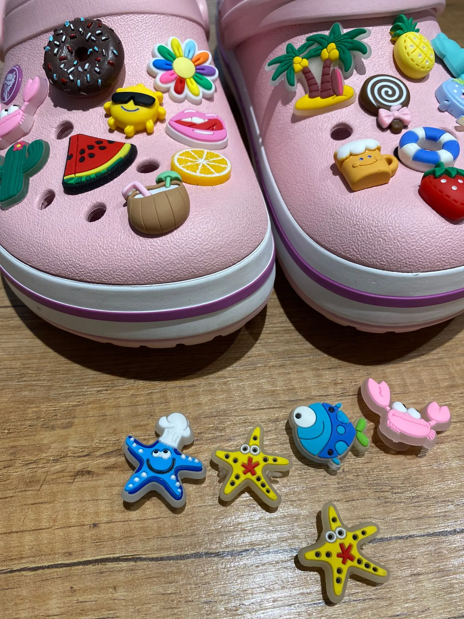 1pcs glowing PVC croc shoes charms animal fish shark starfish Accessories jibz for croc clogs shoe Decorations DIY kids gifts photo review