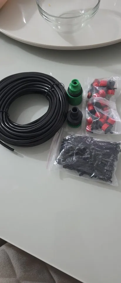 Micro Drip Irrigation System Portable 20M Automatic Watering with Adjustable Drippers Misting Watering Kits Garden Hose photo review