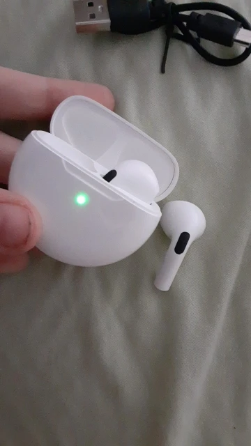 Air pod Pro 6 אוזניות אלחוטיות ובלוטות' אוזניות לאנדרואיד ולאייפון