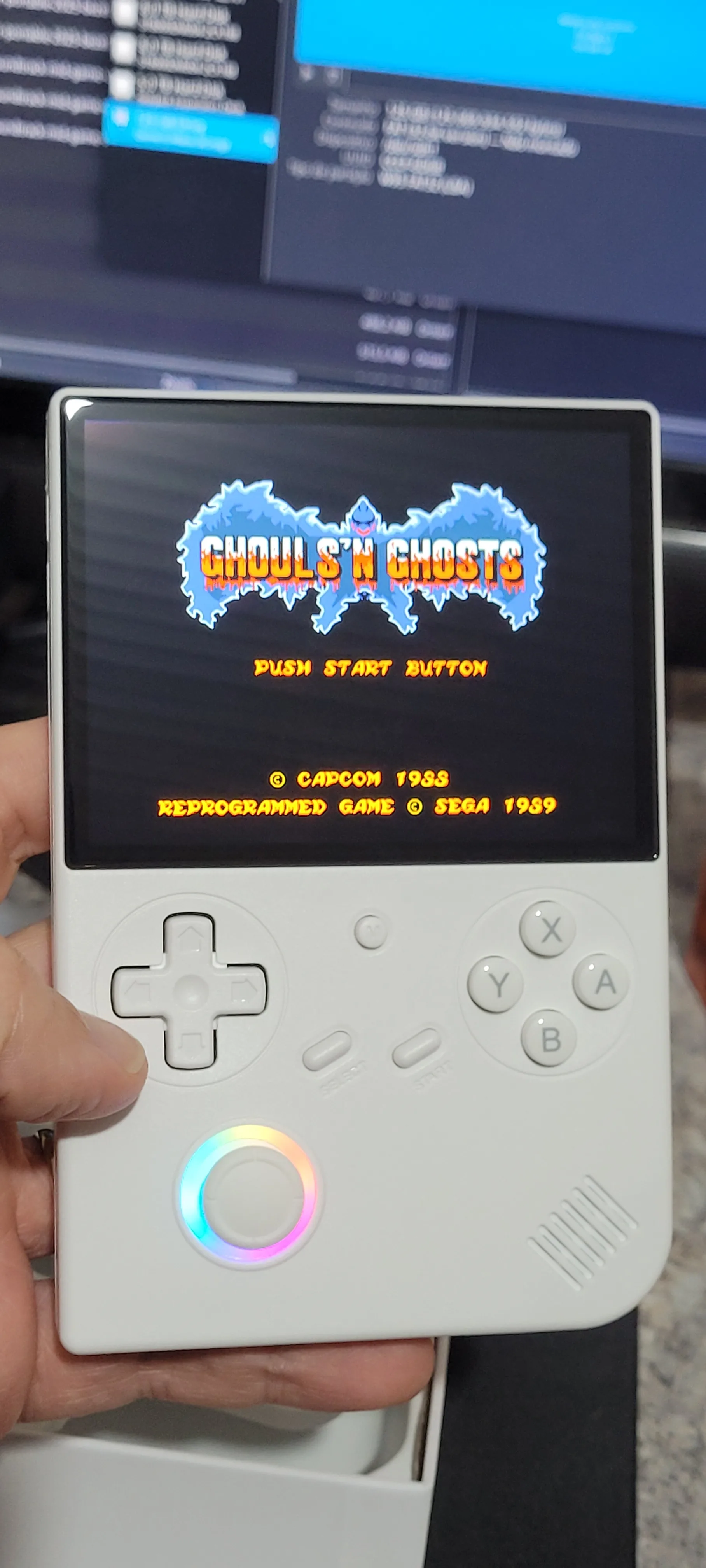 ANBERNIC RG40XX V photo review