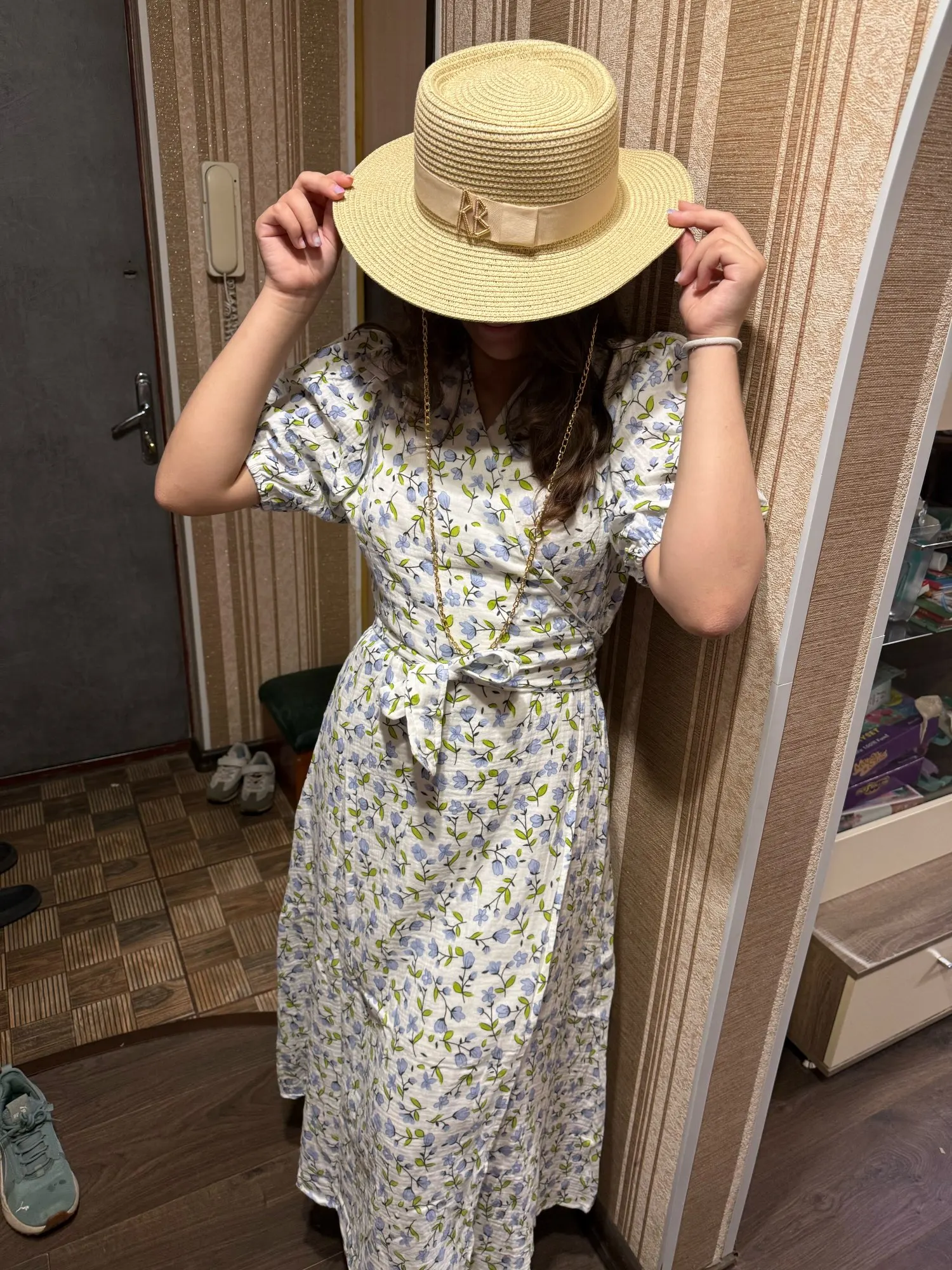 Elegant Floral A-Line Midi Dress for Summer Comfort photo review