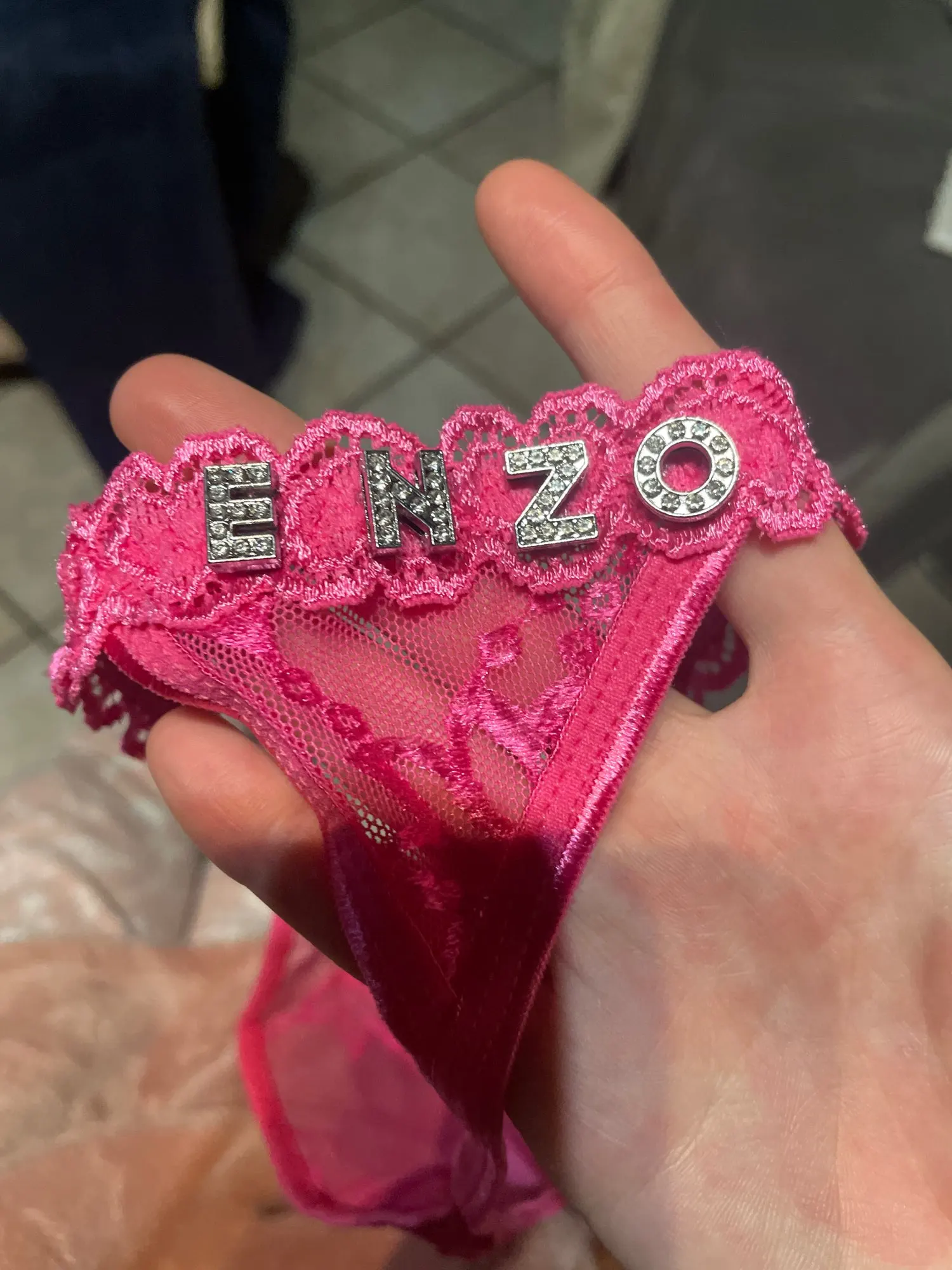 CrystalCharm – Personalisiertes Spitzen-Tanga-Set für heiße Momente photo review