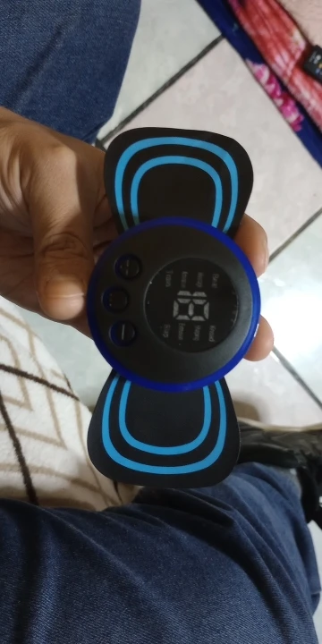 Tragbares EMS Nackenmassagegerät - Muskelstimulator für Nacken- und Rückenschmerzlinderung photo review