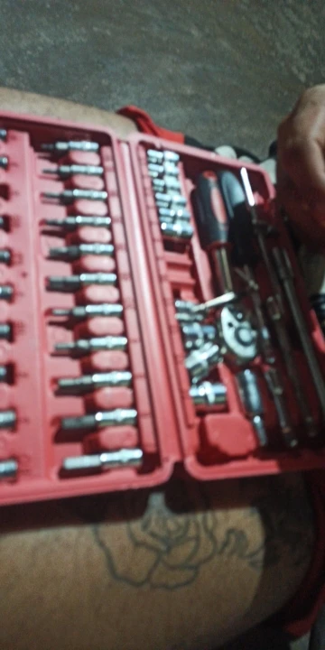 Kit Chaves Jogo Catraca Reversível Soquetes 46 Peças + Maleta photo review