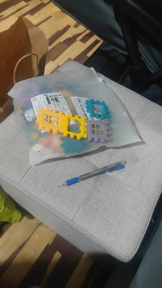 Large scale house building block simulation window design, kindergarten construction, creation photo review