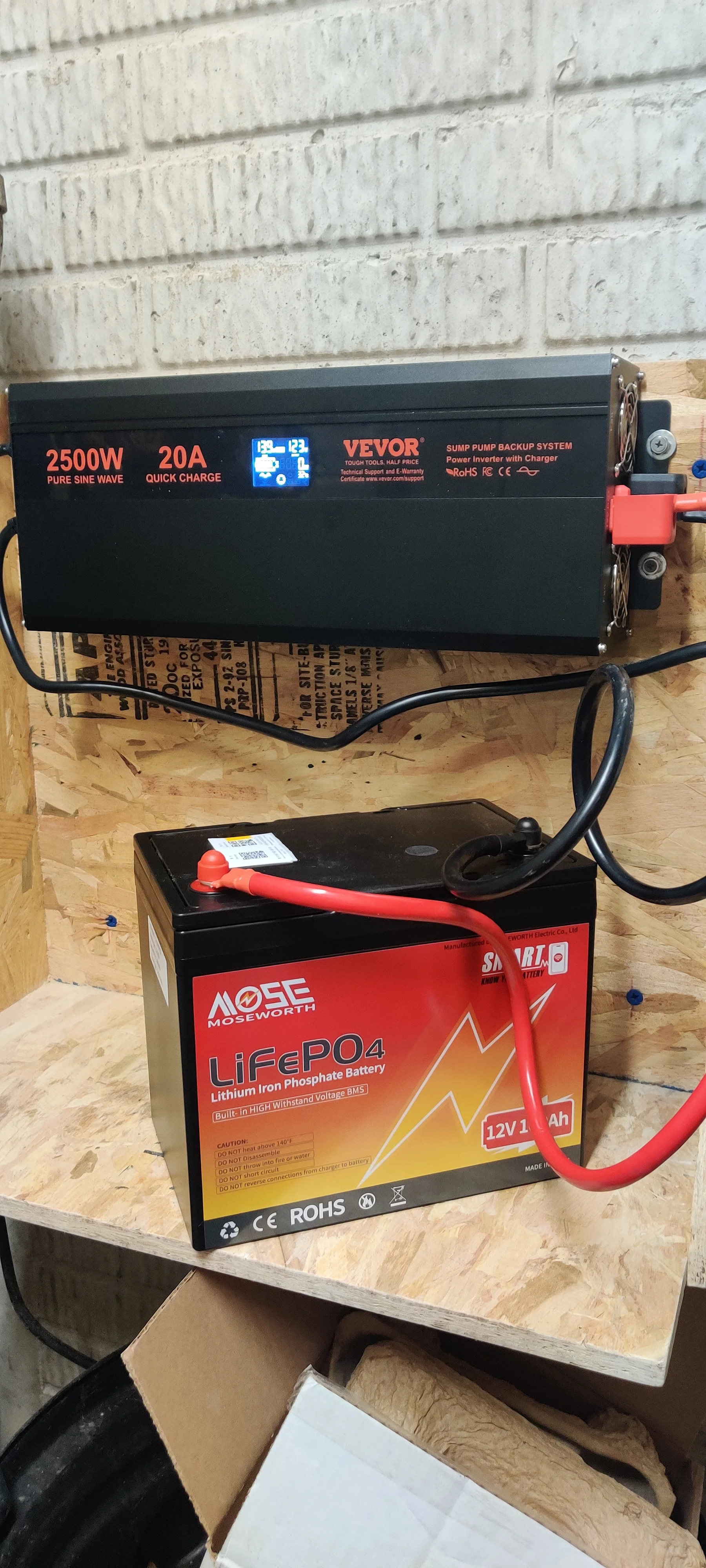 MOSEWORTH LiFePO4 12V 100Ah Battery Pack 12.8V Lithium Battery 8000+ Cycles With Bluetooth BMS Grade A For Boat RV Campers photo review