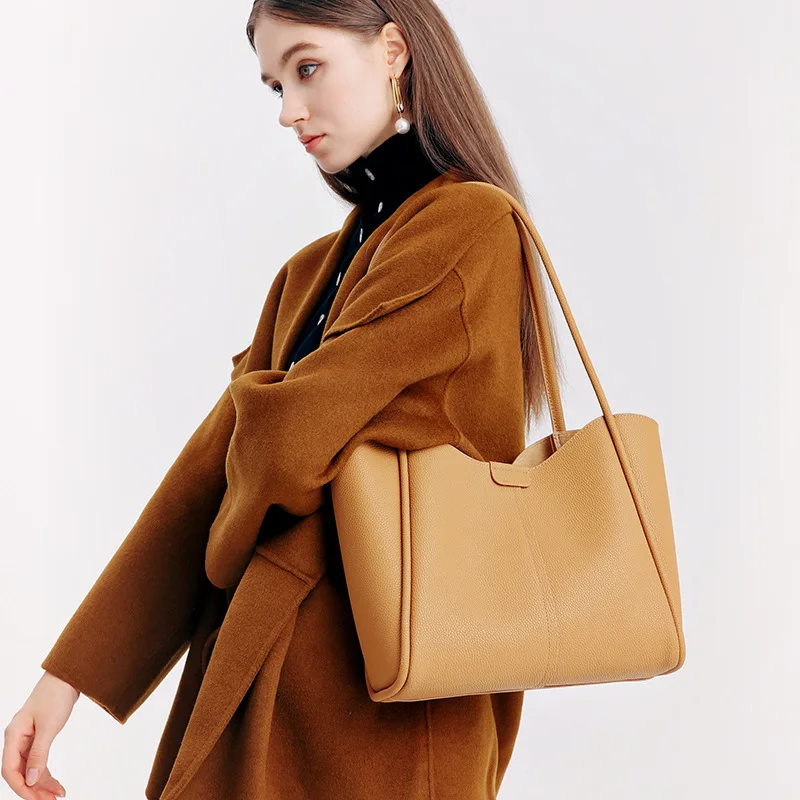 

Women's Bag 2023 New Large Bag Fashion All-match Trendy Commuter Shoulder Bag Genuine Leather Texture Large-capacity Tote Bag