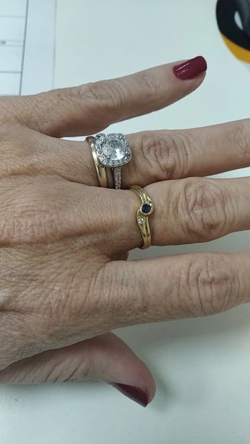 ZHOUYANG Ring For Women Hot Sale Cubic Zirconia Gift Fashion Jewelry R842 photo review