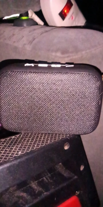 Wireless Mini Bluetooth Speaker with Fabric Design, TF Card Support, 3D Stereo Sound, Designed for Outdoor Use photo review