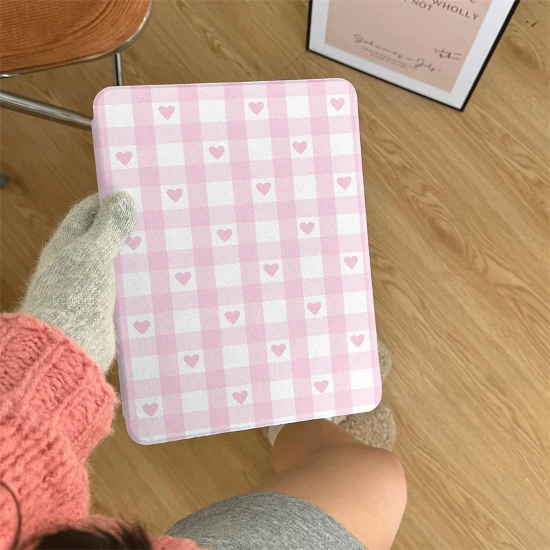 Chic Pink 360° Rotating Tablet Case - Fashion Love Edition