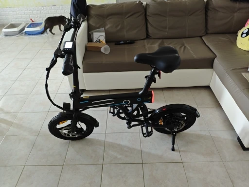 iScooter EB1 Electric Bike, 250W Motor, 36V 7.8AH Lithium Battery, 25KM High-Speed City E-Bike With 14inch Foldable For Adults photo review