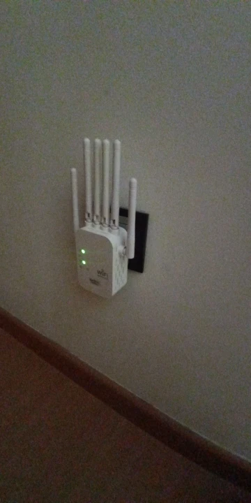 Repetidor WiFi inalámbrico de 1200Mbps extensor de rango WIFI amplificador de señal WiFi 2,4G 5G red de doble banda 802.11ac enrutador amplificador WiFi photo review